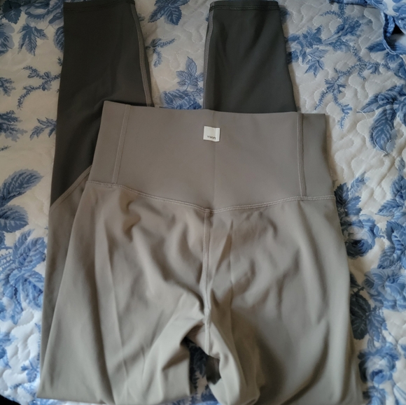 Vuori Studio Pocket Legging SMALL - Picture 4 of 7